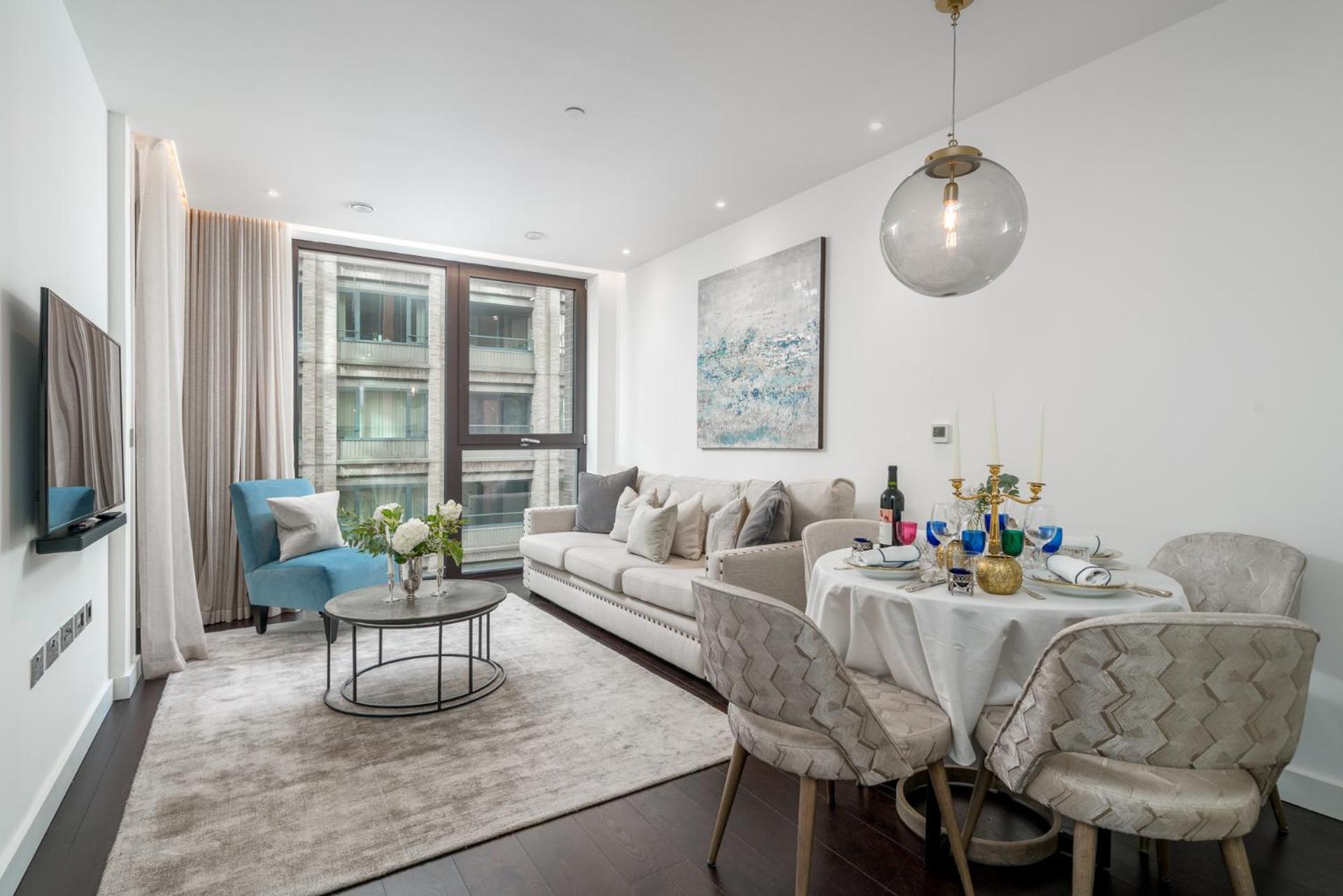 Riverfront Retreat In 2 Bed 2 Bath Apartment